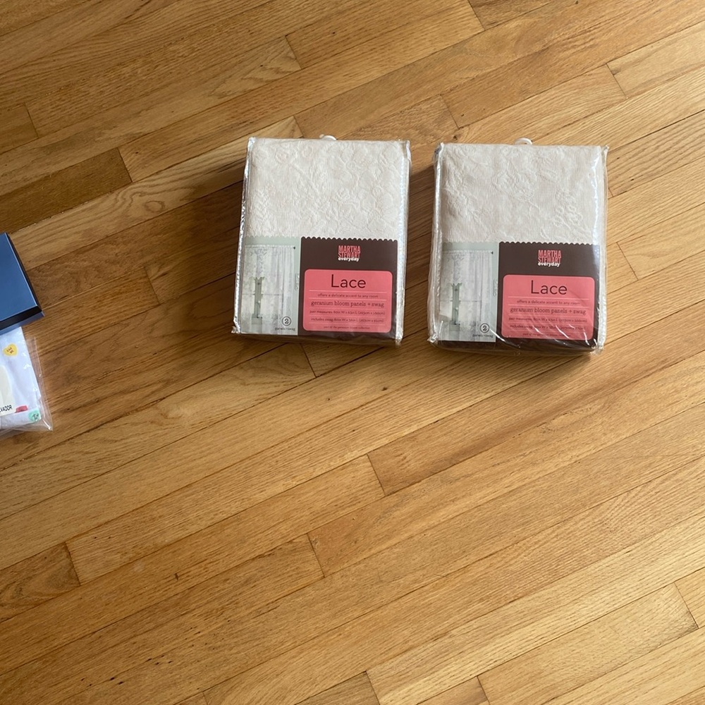 NIP! Martha Stewart Everyday White Lace Panels ( ivory) 2 packages!